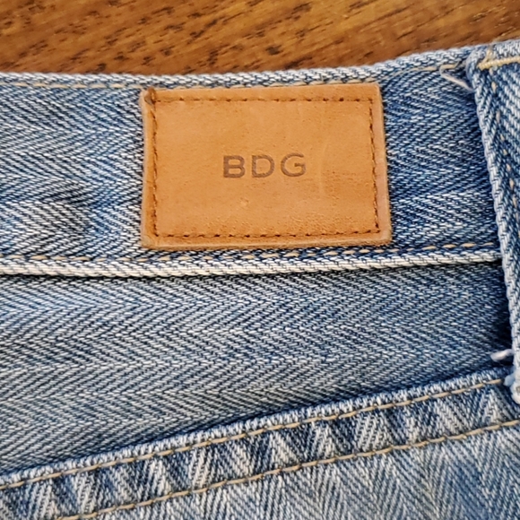 BDG womens button fly jean shorts size 26 - Picture 5 of 7